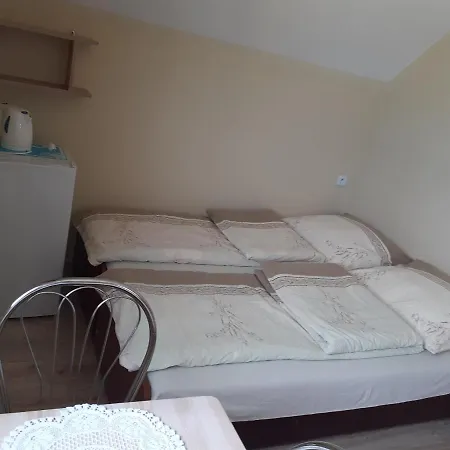Goscinne U Kaski Apartman *